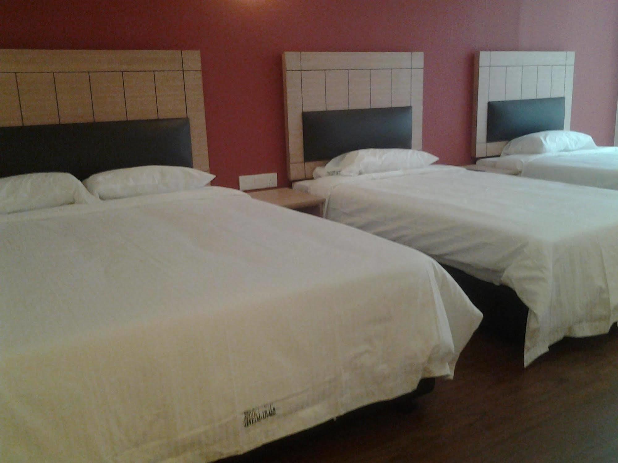 Smart Hotel Seremban Buitenkant foto